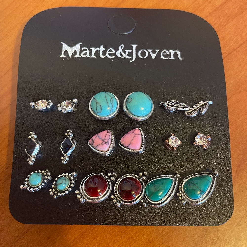 9 pairs fashion earrings